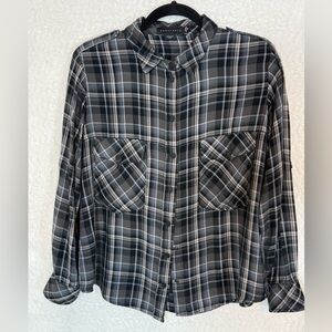 Sanctuary Black and Gray Plaid Women’s Shirt.. So Soft